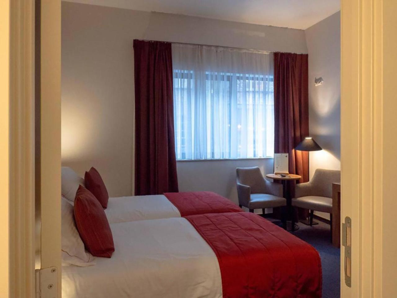 Budget Rooms By Ghent River 外观 照片